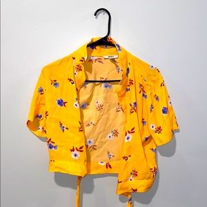 Forever 21 tie up crop top